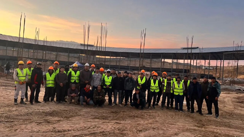 坚守岗位践初心，实干担当筑华章——亚新公司项目一线工作人员坚守纪实